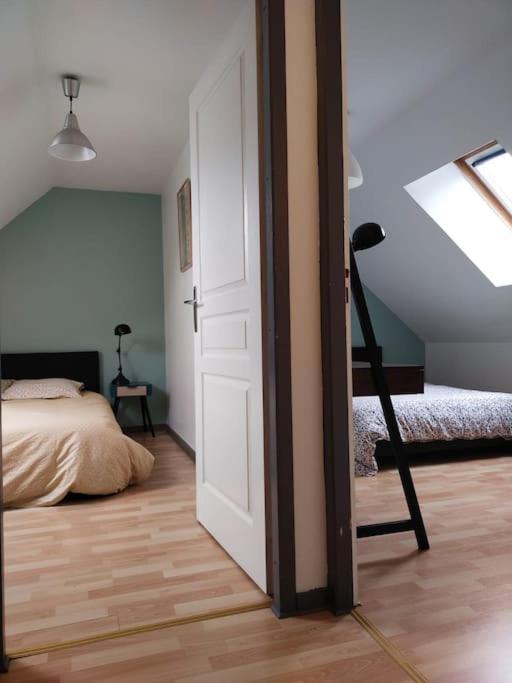 Charmant Appartement Au Calme Avec Parking Безансон Экстерьер фото