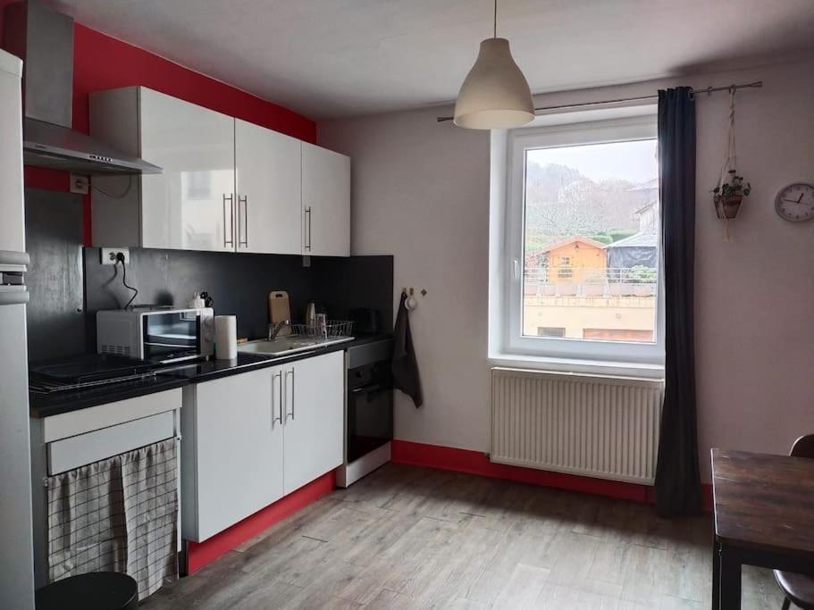 Charmant Appartement Au Calme Avec Parking Безансон Экстерьер фото